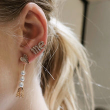 Load image into Gallery viewer, ELLEY HEART ARROW PAVE EARRING
