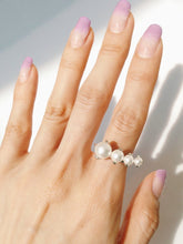 Load image into Gallery viewer, Inez pearl ring