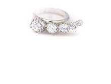 Load image into Gallery viewer, MARGOT RHINESTONE RING