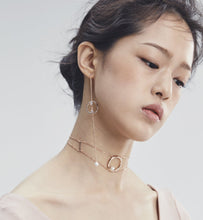 Load image into Gallery viewer, LAUREN HOOK CIRCLE CHAIN EARRING