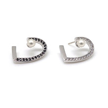 Load image into Gallery viewer, AMOUR CUT OUT PAVE HEART EARRING