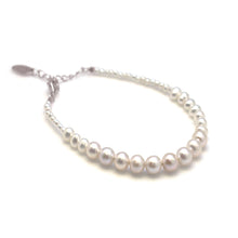 Load image into Gallery viewer, ROWEN FRESHWATER PEARL BRACELET