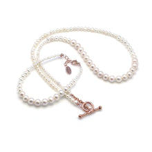 Load image into Gallery viewer, ROWEN FRESHWATER PEARL BRACELET
