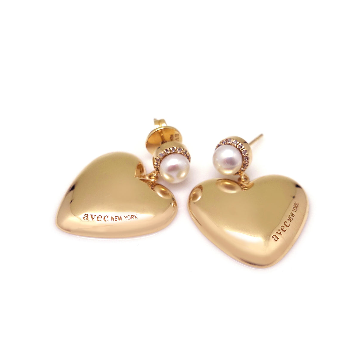 VALENTI PAVE PEARL BIG HEART EARRING – avec new york