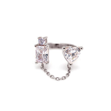 Load image into Gallery viewer, BELLE SQ HEART CHAIN RING