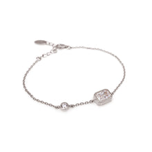 Load image into Gallery viewer, AUGUST 2 SQ STONE CHAIN BRACELET
