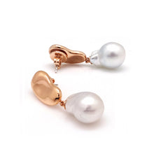 Load image into Gallery viewer, CLOUD PEARL DANGLE EARRING
