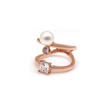 Load image into Gallery viewer, SEREIN 3 SQ STONE PEARL RING