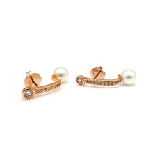 Load image into Gallery viewer, PIPER 1 PAVE PEARL EARRING