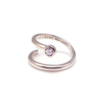Load image into Gallery viewer, JUDD ROUND SPIRAL PLAIN RING