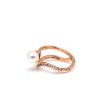 Load image into Gallery viewer, LAUREL WAVE PEARL PAVED RING