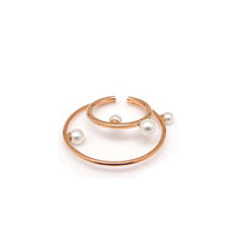 Load image into Gallery viewer, ROCHAS PEARL DBL CIRCLE EAR CUFF