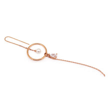 Load image into Gallery viewer, BECCA CIRCLE CHAIN RAINDROP EARRING