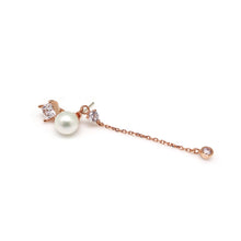 Load image into Gallery viewer, AVITA SQ PEARL CHAIN EARRING