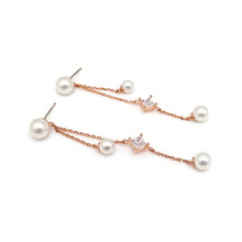 Load image into Gallery viewer, AVITA2 PEARL DBL CHAIN EARRING