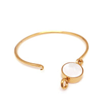 Load image into Gallery viewer, B-BLOCK CIRCLE SWIVEL BANGLE