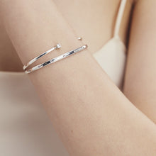 Load image into Gallery viewer, ETOILE STONE SKINNY BANGLE