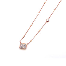 Load image into Gallery viewer, AUGUST SQ STONE CHAIN NECKLACE
