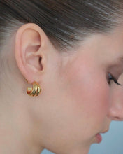 Load image into Gallery viewer, PENELOPE DRAPE EARRING

