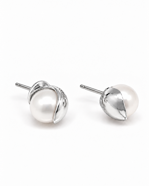 POMPOM PEARL STUD EARRINGS