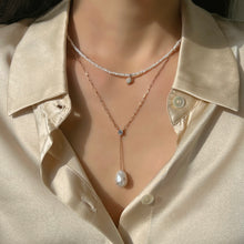 Load image into Gallery viewer, DYLAN BAROQUE PEARL Y CHAIN NECKLACE
