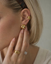 Load image into Gallery viewer, PENELOPE DRAPE EARRING
