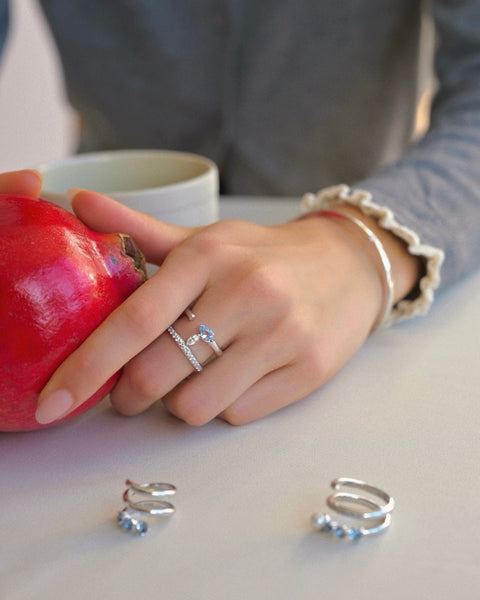 PETAL 1 DUO STONE PAVE RING