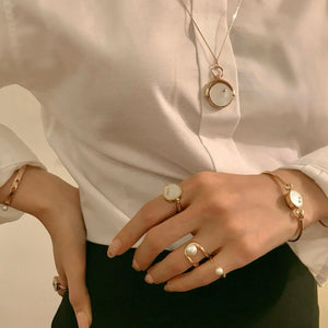 'U' LINE PEARL RING