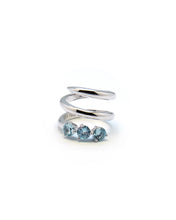 Load image into Gallery viewer, NOORE 2 RHINESTONE PINKY RING
