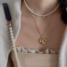 Load image into Gallery viewer, MATILDE STONE LITTLE PEARL  NECKLACE
