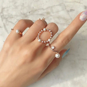 DAWN WAVE PEARL PAVED RING