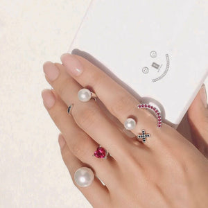XO PEARL SMILE PAVE RING