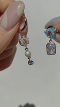 Load and play video in Gallery viewer, RICCO 3 FLOWER RECTANGLE STONE EARRING
