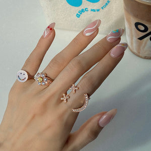 XX SMILE PAVE SETTING RING