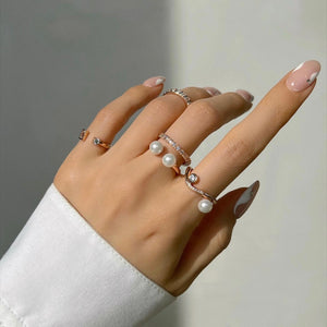 DAWN WAVE PEARL PAVED RING