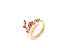 Load image into Gallery viewer, LOVE PAVE SCRIPT TWIST RING
