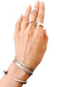 SMALL 'S' LINE DBL FINGER RING