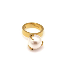 Load image into Gallery viewer, RITA BIG PEARL CLAW RING
