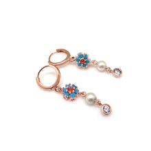 Load image into Gallery viewer, RICCO2 FLOWER PEARL DANGLE EARRING
