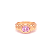 Load image into Gallery viewer, EDGAR OVAL STONE PLEAT RING
