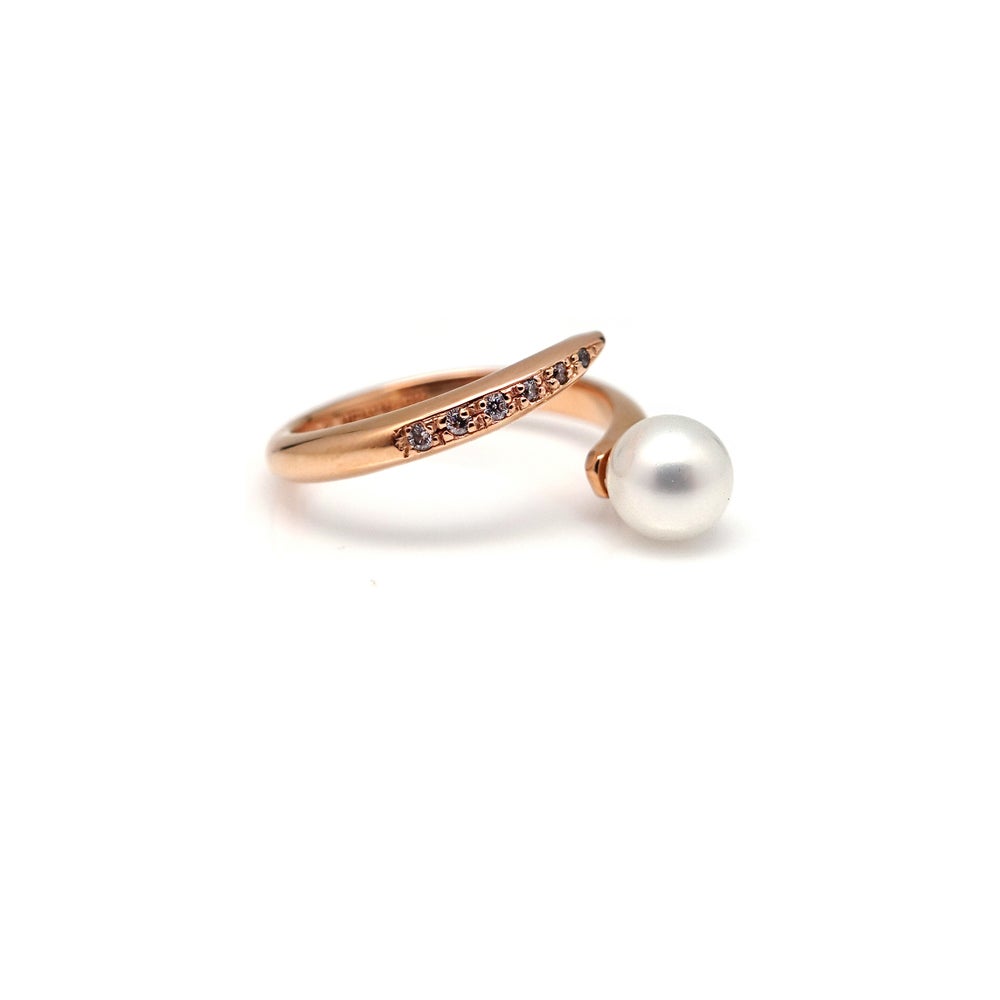 SIA 2 SPIRAL PEARL PAVE RING