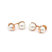 Load image into Gallery viewer, POMPOM PEARL J EARRINGS
