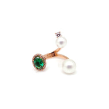 Load image into Gallery viewer, CAROLIN OVAL PAVED PEARL RING
