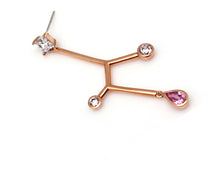 Load image into Gallery viewer, GIRAFFE MOBILE EARRING
