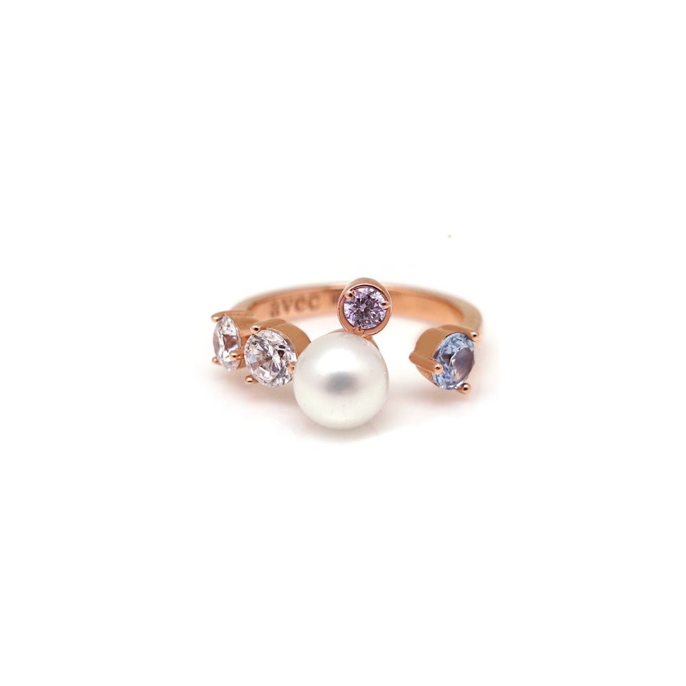 MADEMOISELLE 3 PEARL PAVED RING