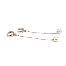 Load image into Gallery viewer, CLEMENCE2 HOOP CHAIN PEARL EARRING
